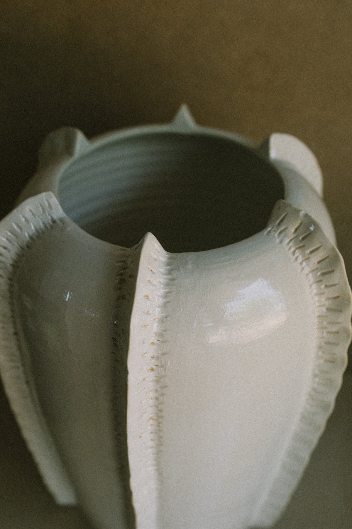 Ghost Lizard Flower Vase