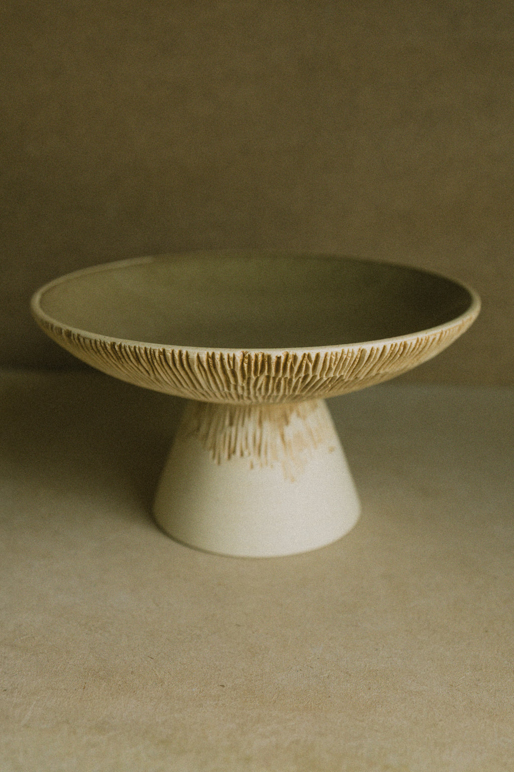 Throw Pedestal / Copalera