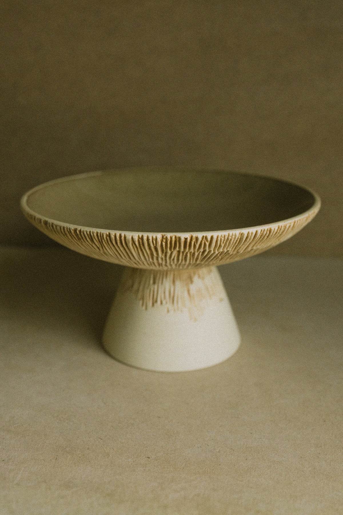 Throw Pedestal / Copalera