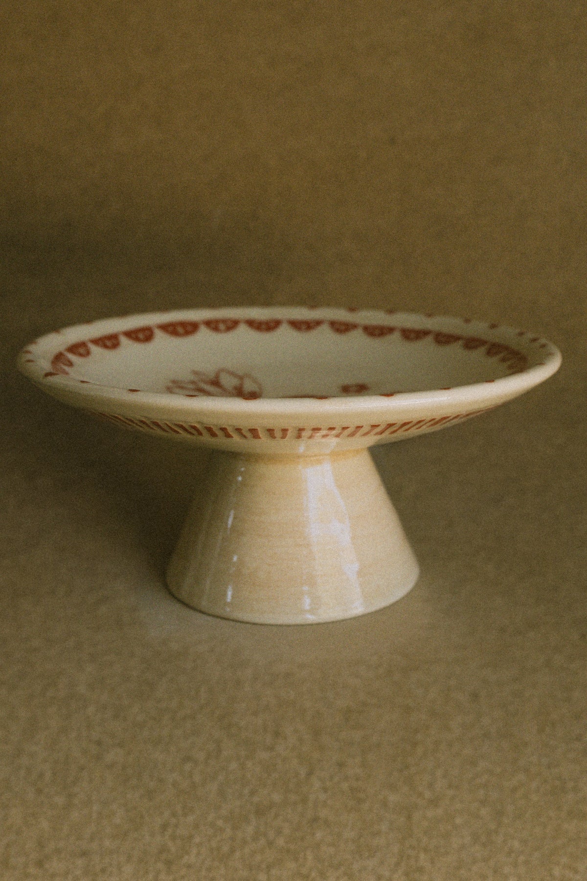 Throw Dish / Copalera — Heart Sgraffito Carving