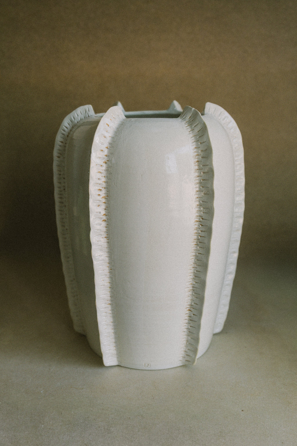 Ghost Lizard Flower Vase